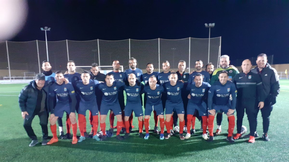 Unión Deportiva Roquetas ganó la final anticipada.