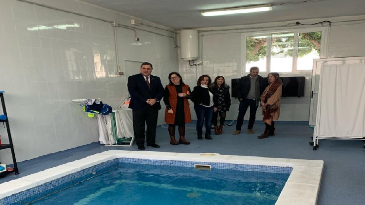 El delegado de Educación y FP en su visita al CEE Princesa Sofía.