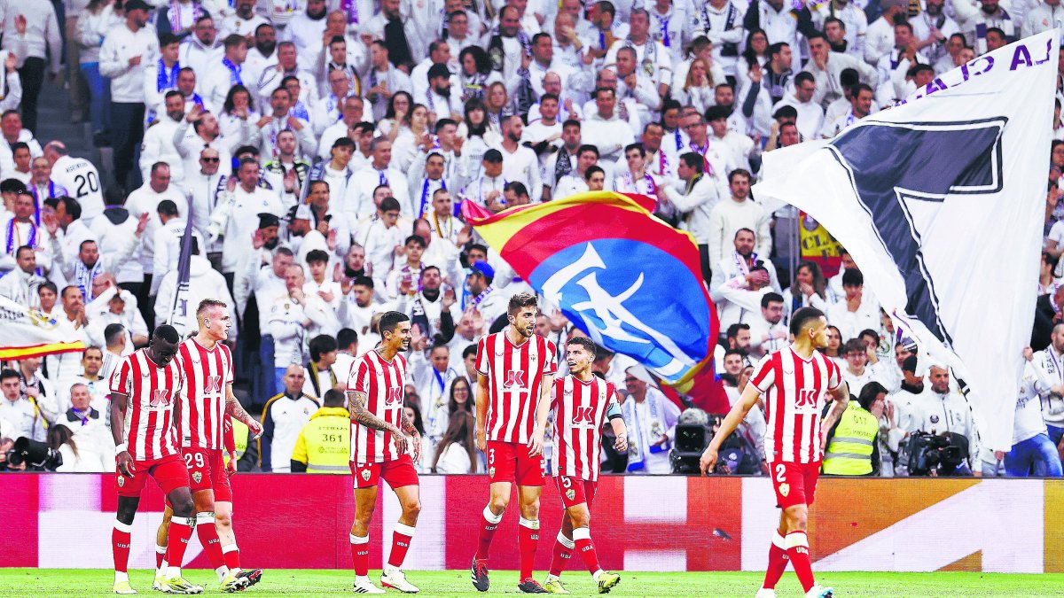 Los futbolistas del Almería estuvieron sobresalientes, pero el árbitro de la sala VAR perjudicó gravente al conjunto almeriense.