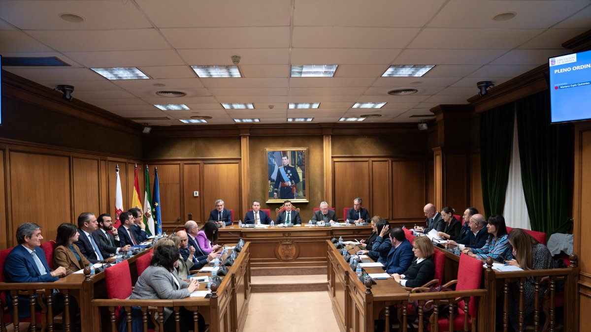 Pleno celebrado este lunes en la Diputación Provincial de Almería.