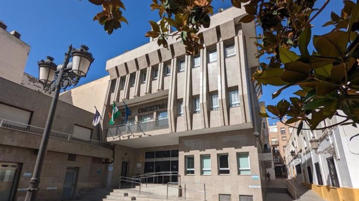 Ayuntamiento de Roquetas.