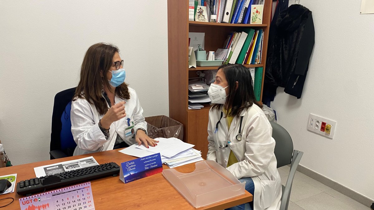 Interior de una consulta el Centro de Salud de Oliveros.