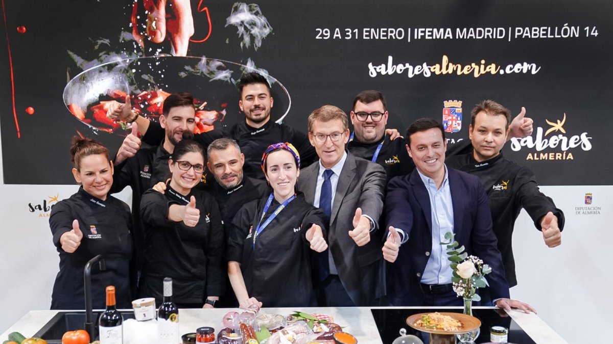 Núñez Feijoo visitó el stand el stand de \'Sabores Almería\'.