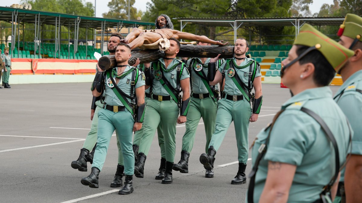 Conmemoración a San Juan Bosco en la base de La Legión.
