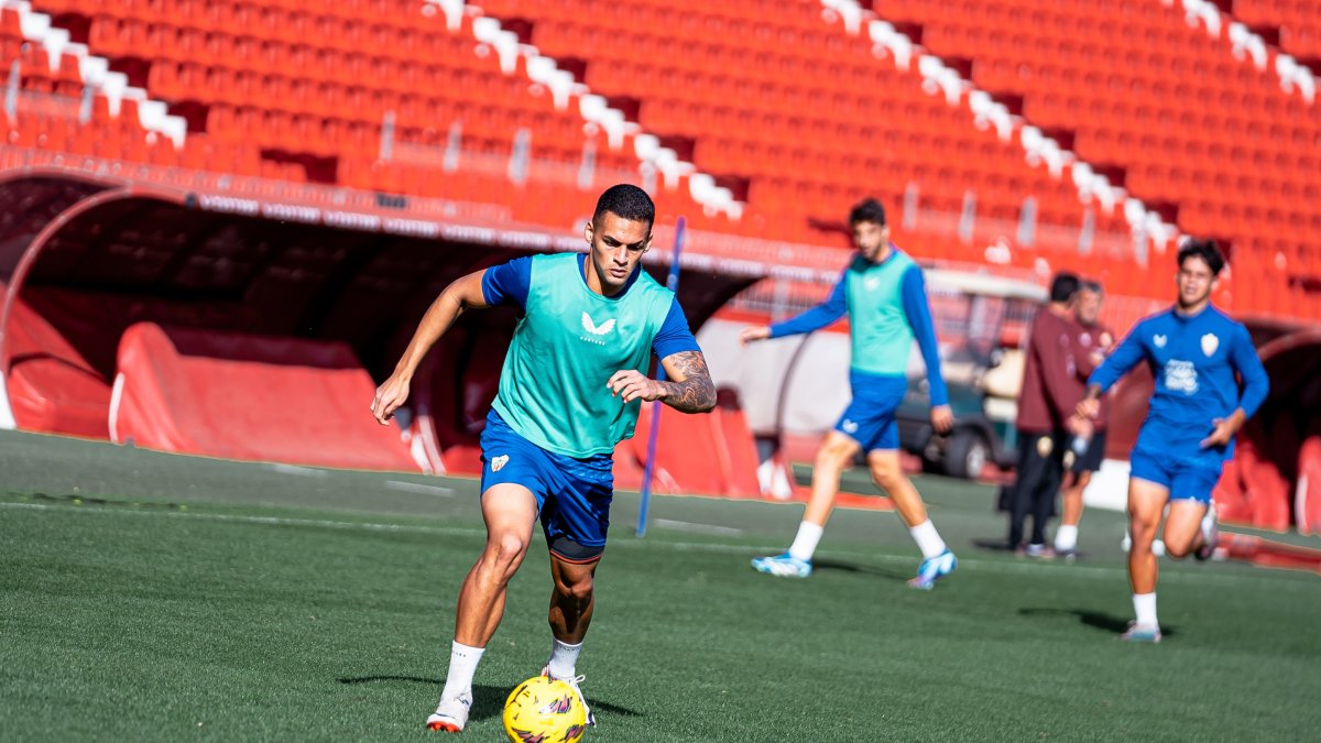 El brasileño buscará minutos a las órdenes de Julio Velázquez.