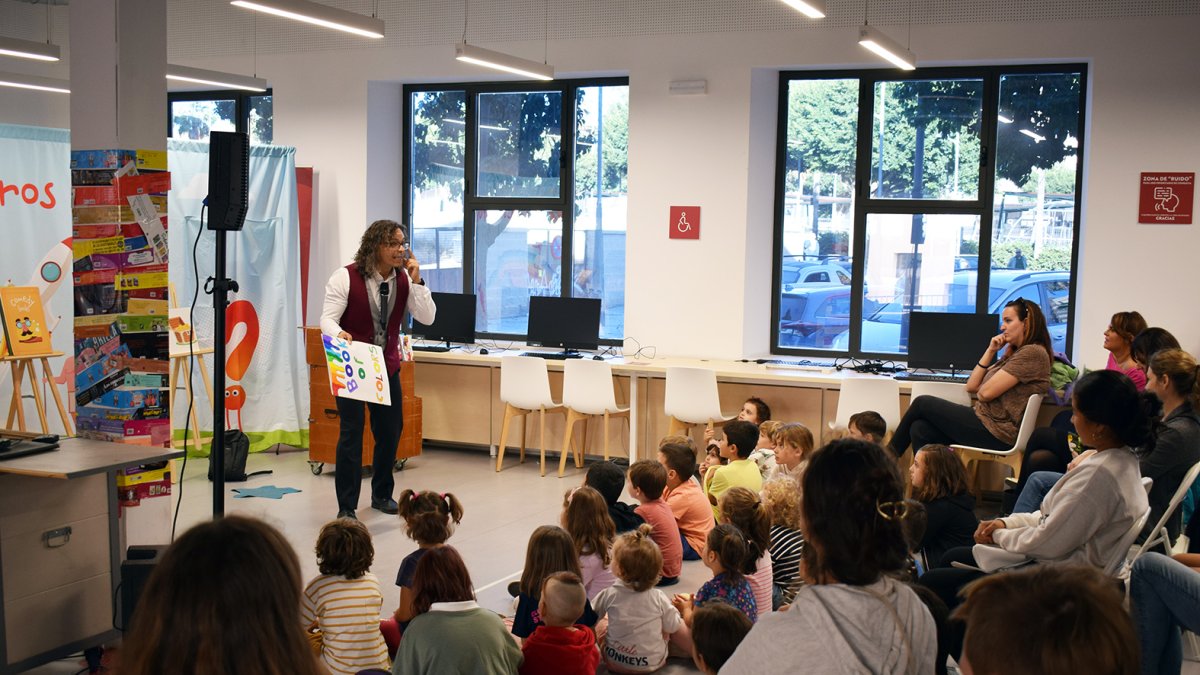 Las bibliotecas municipales de Almería crecieron en 2023.