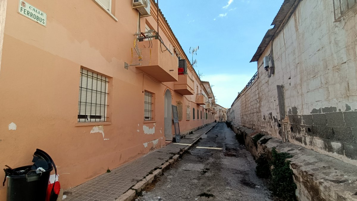 Calle Ferrobús.