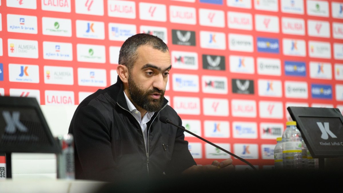 Mohamed El Assy en la rueda de prensa en la que puso al día la actualidad rojiblanca.