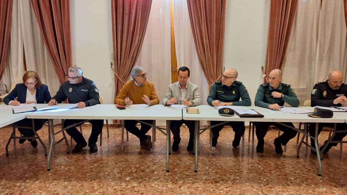 La junta local de Seguridad que se ha celebrado en el Ayuntamiento de Pechina