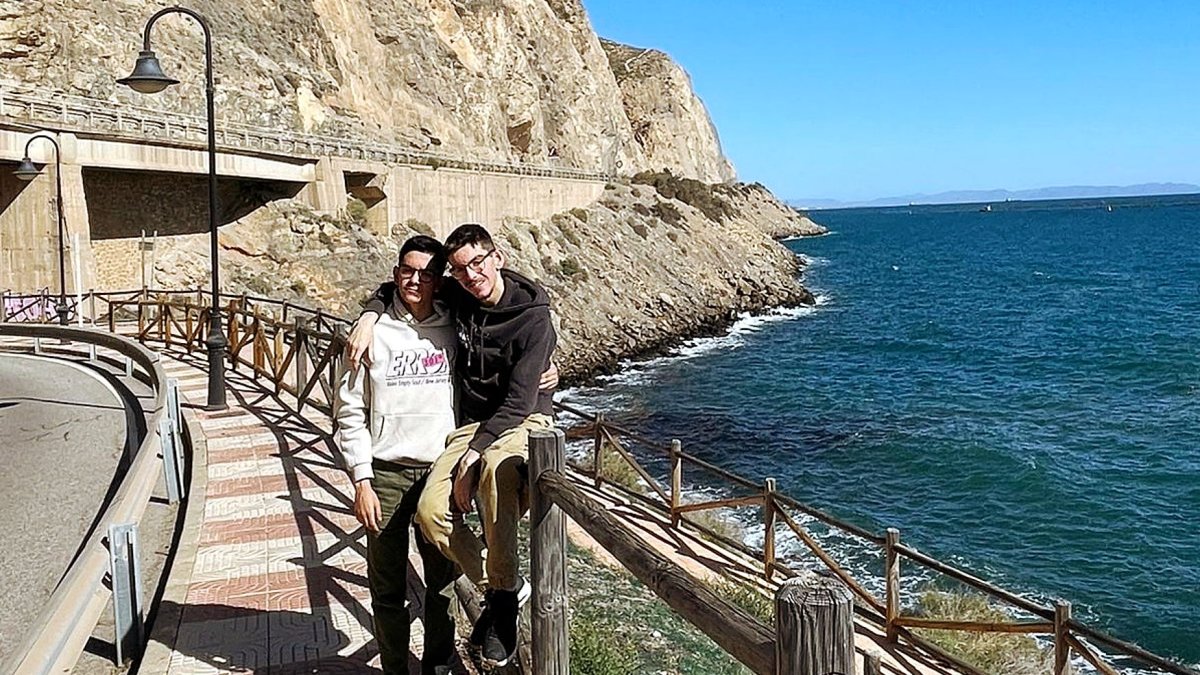 Los gemelos almerienses Santi y Salva Linares Aguilera.