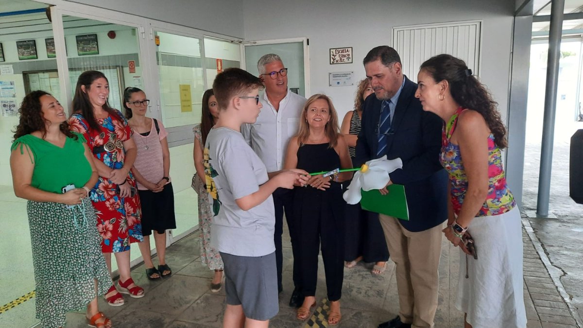 Visita de Francisco Alonso al CEIP La Jarilla.