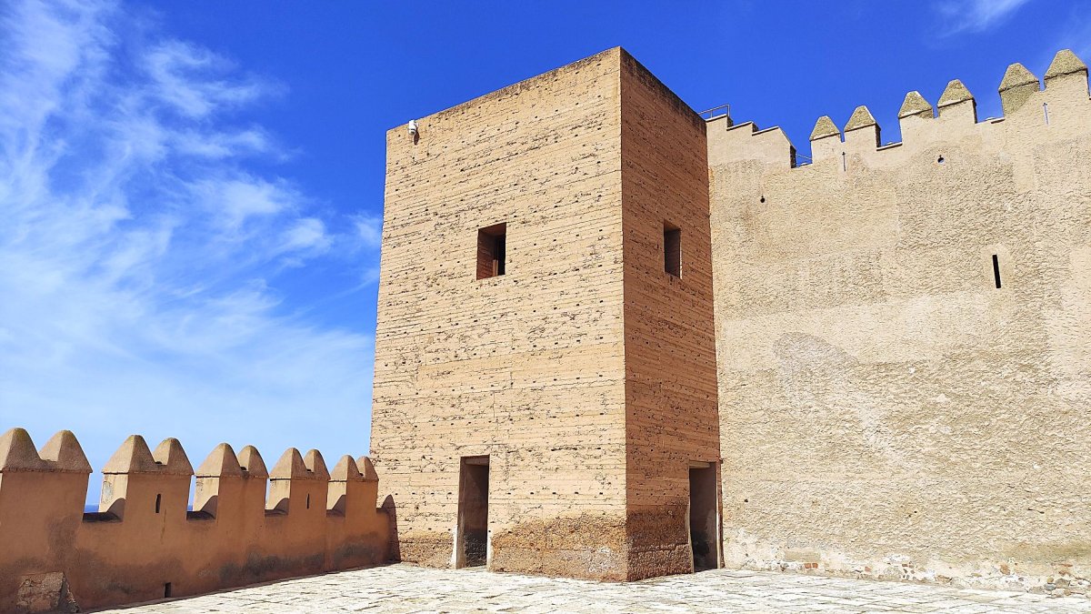 Torre Sur de La Alcazaba. Foto de Archivo.