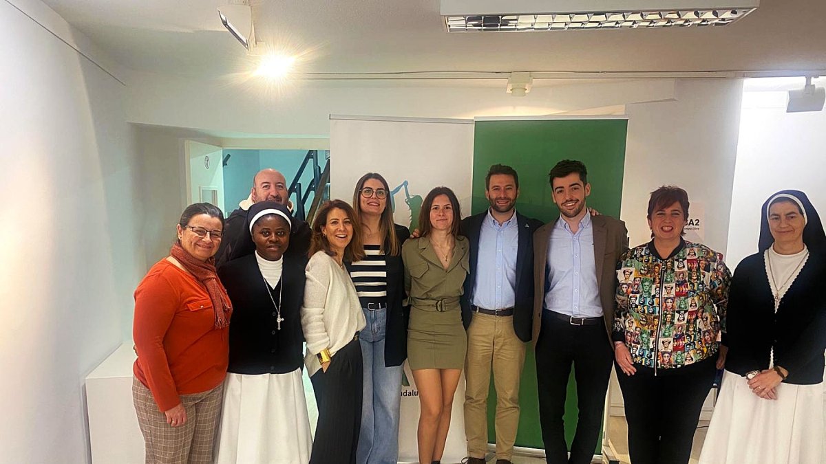 Entrega de diplomas en la Escuela de Tiempo Libre Educa2.