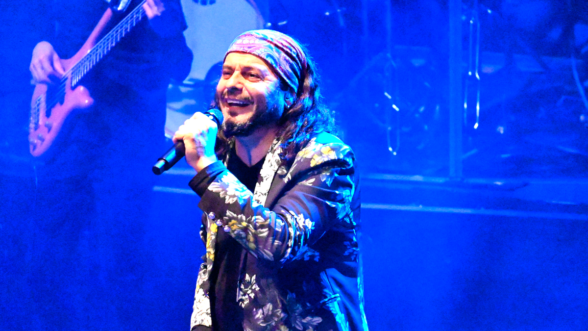 El Arrebato en las tablas del Teatro Auditorio de Roquetas en la noche del sábado.