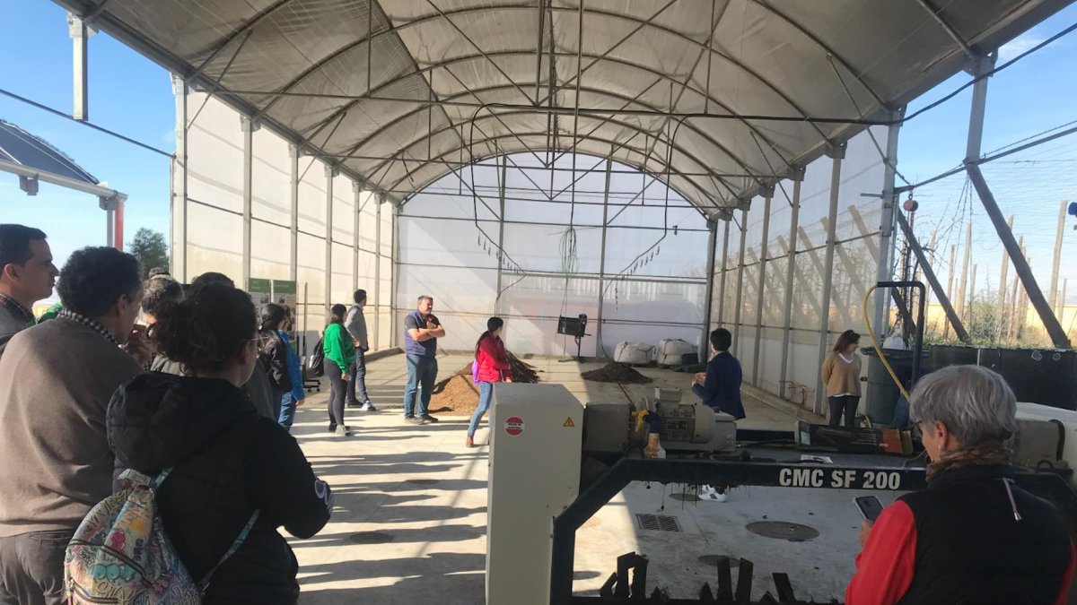 Participación en una jornada sobre la confección del ‘te de compost’