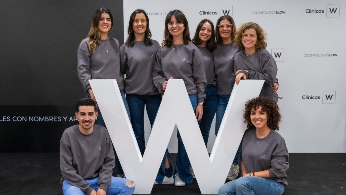 Equipo de la Clínica Dental Juana María Fernández.