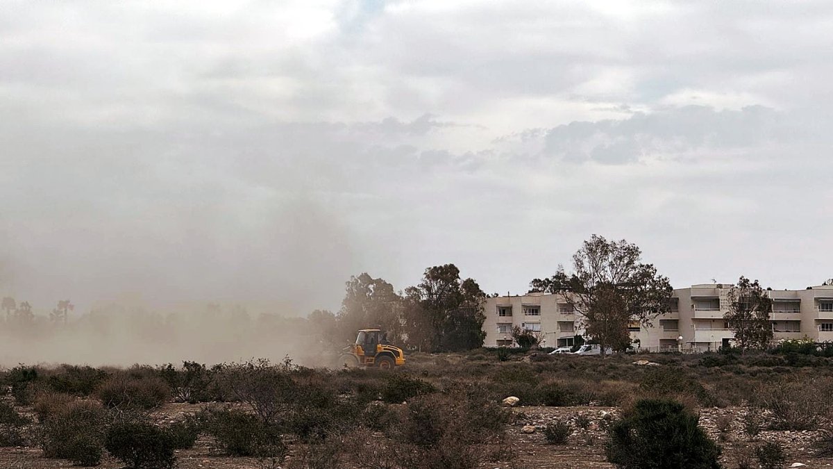 Trabajos en los terrenos del Dreambeach