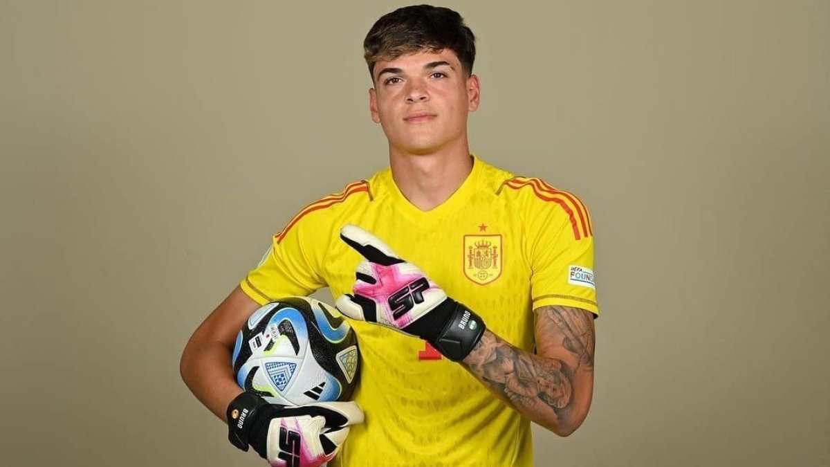 Bruno Iribarne vuelve a ser noticia en el mundo del fútbol.