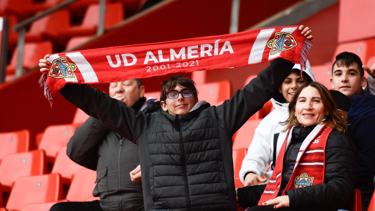 La afición, lo mejor en la Liga del descenso.