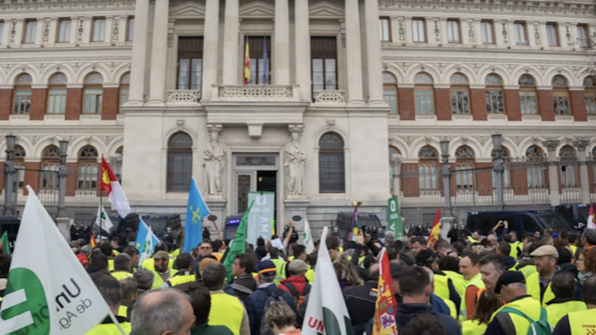 Manifestaciones a las puertas del Ministerio de Agricultura, Pesca y Alimentación
