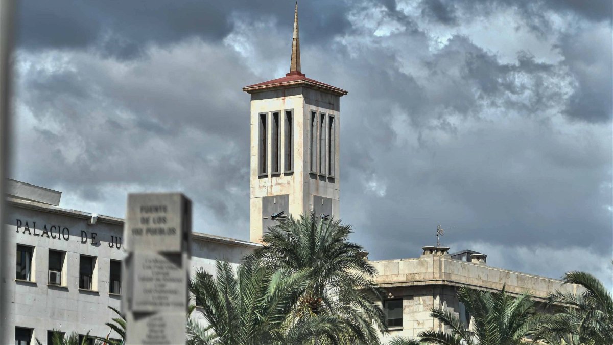 Torre del Palacio de Justicia de Almería.
