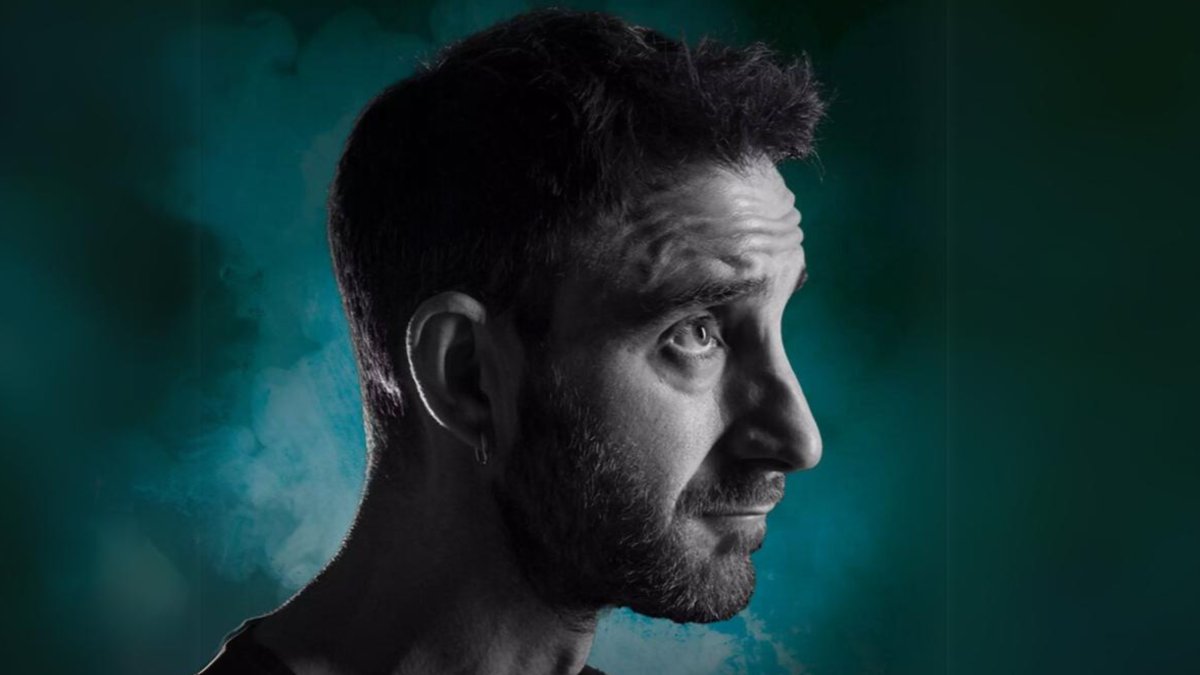 Cartel del espectáculo de Dani Rovira en Roquetas de Mar.