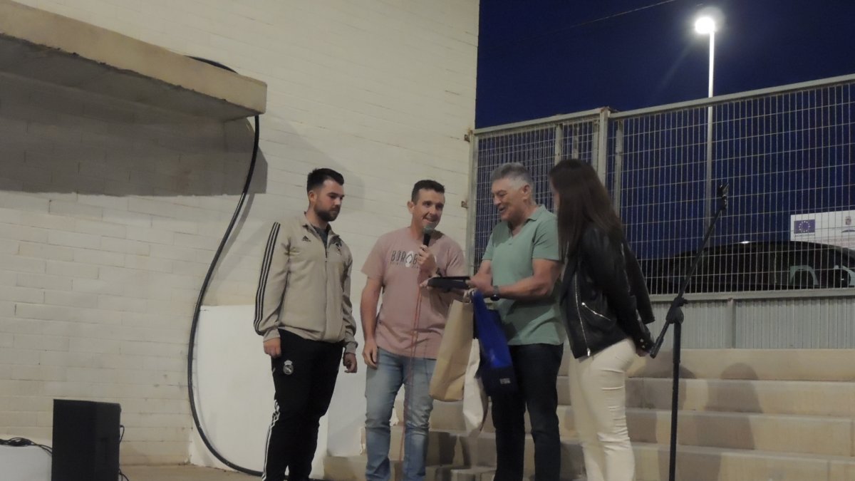 Los concejales del ayuntamiento de Pechina junto a José Ramirez