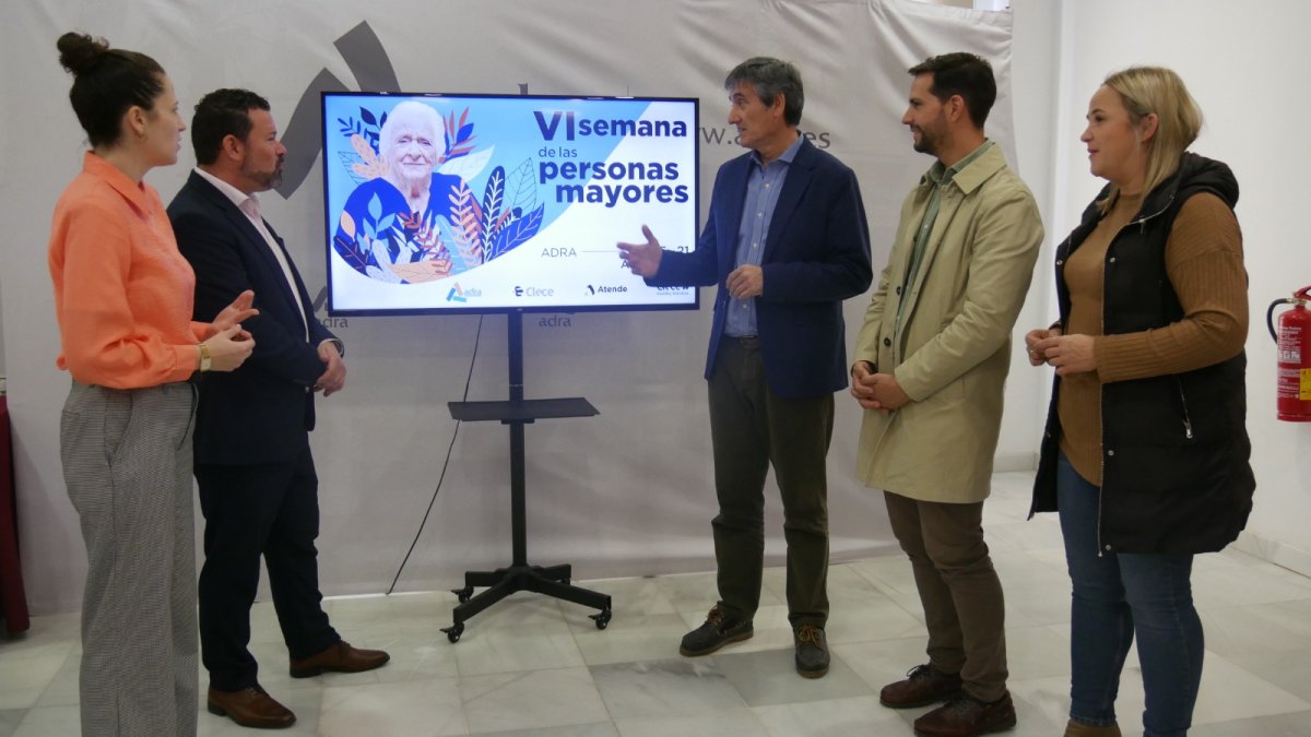 Presentación de la Semana del Mayor en Adra.
