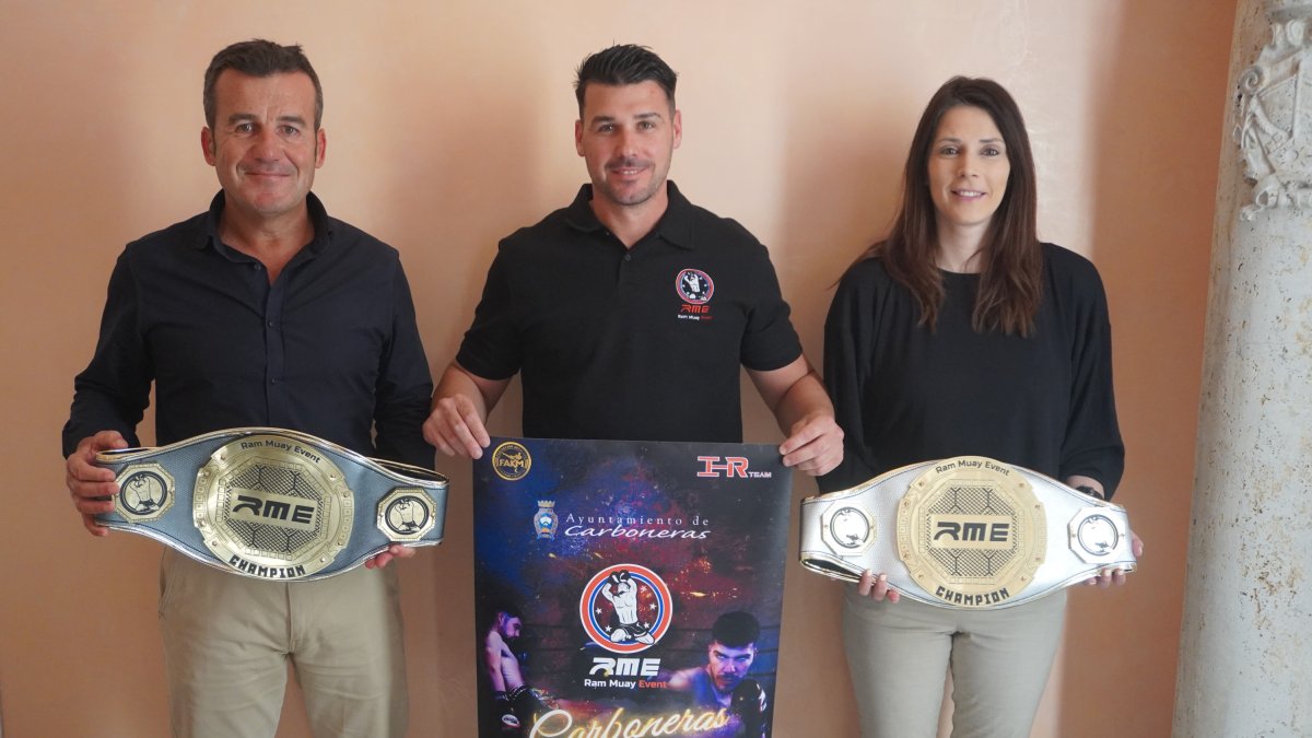 Salvador Hernández, Isaac Heres e Isabel Hernández.