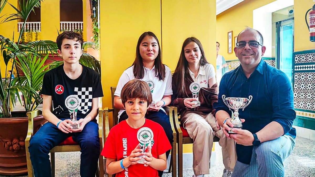 Los jugadores del club roquetero