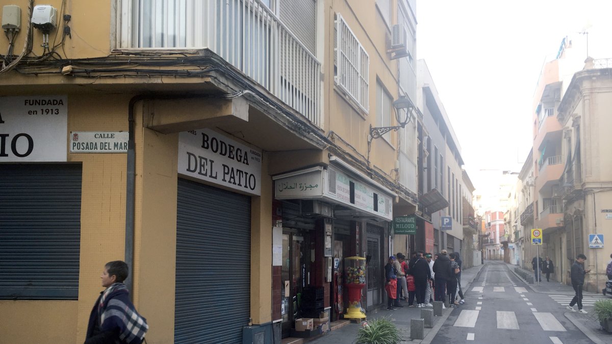 Zona de la calle Real donde proliferan negocios regentados por marrroquíes.