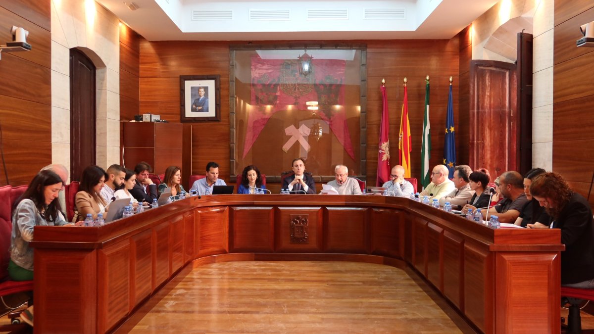 El Pleno de Vera aprueba el “Plan Municipal de Calidad Turística y de Turismo Sostenible y Digital”.