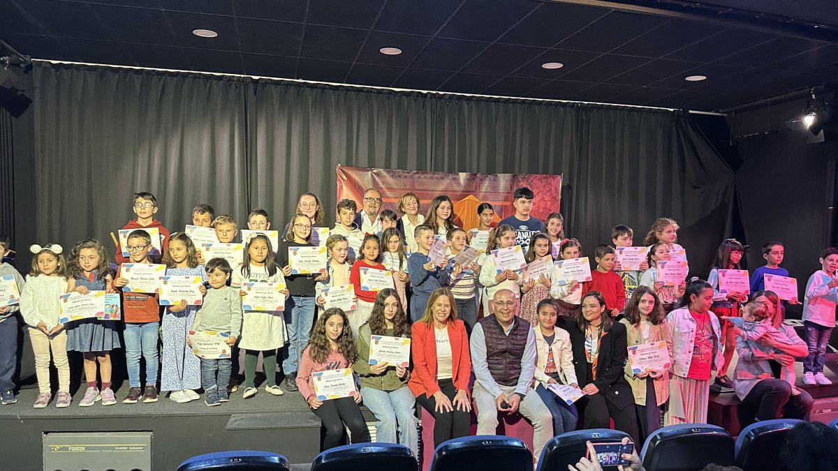 Huércal-Overa reconoce a los Mejores Lectores Infantiles de la Biblioteca Municipal.