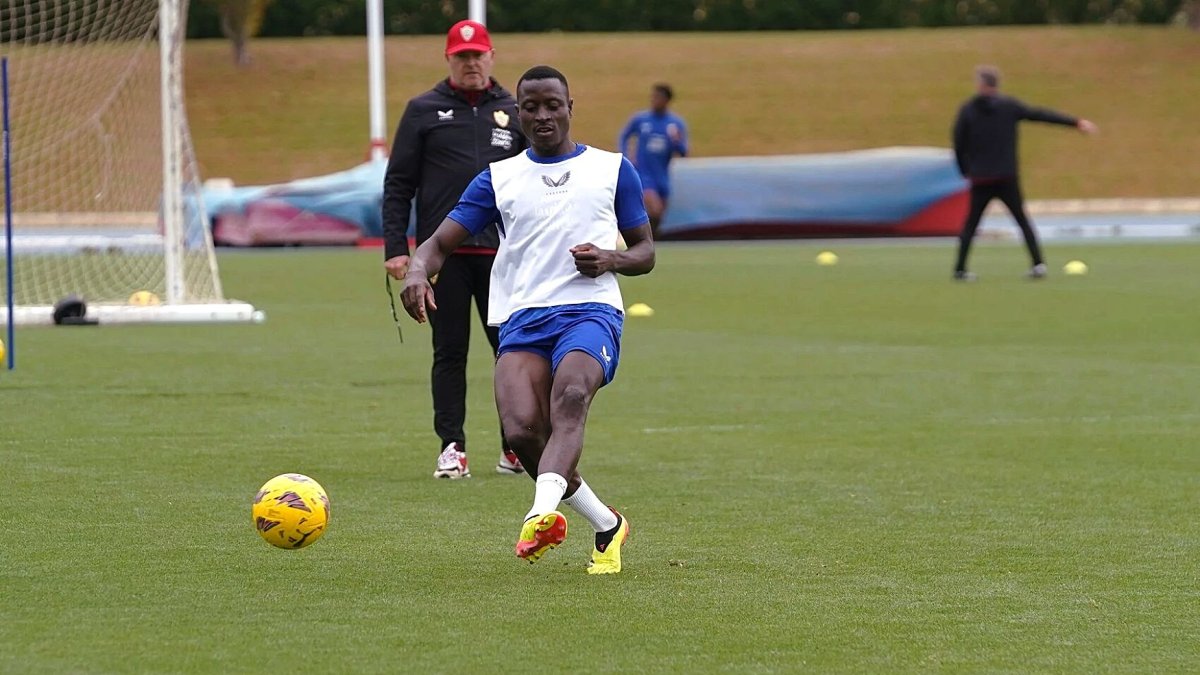 Pepe Mel tiene puesta la mirada en Lopy.