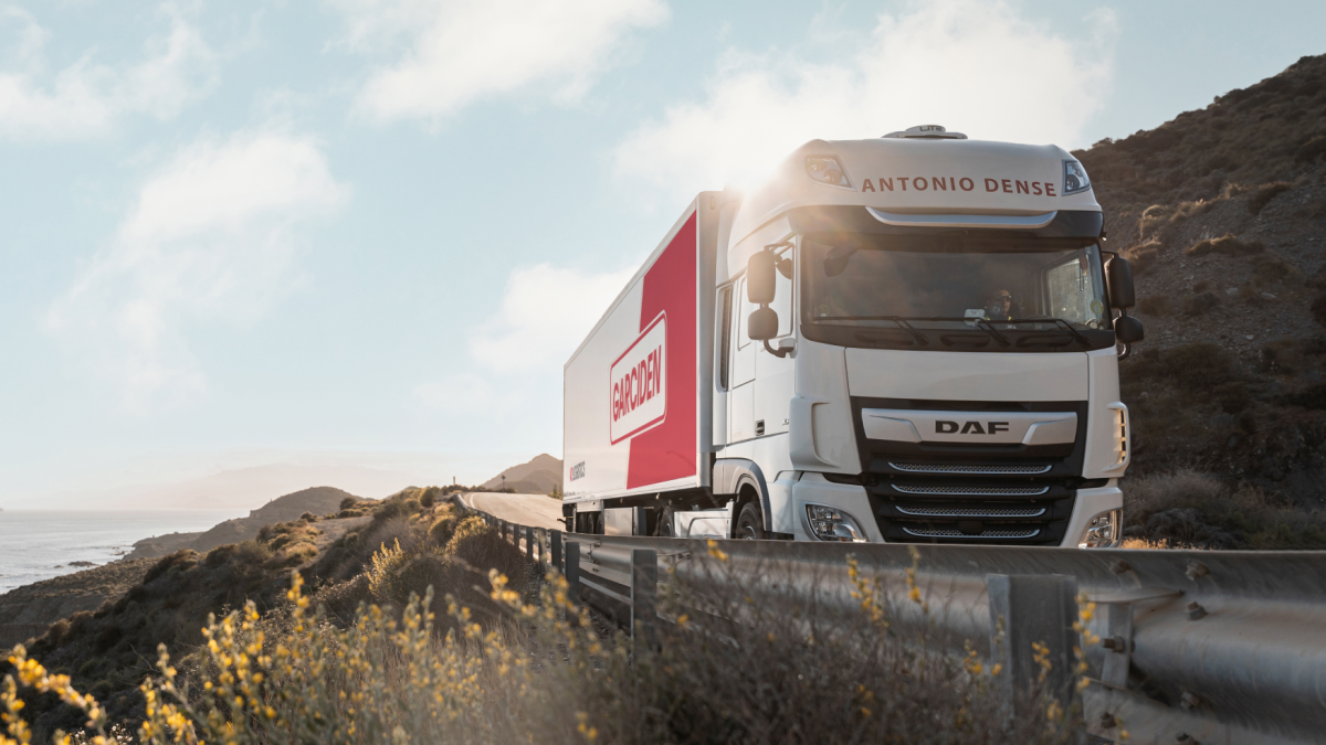 Uno de los vehículos de ADLOGISTCS.