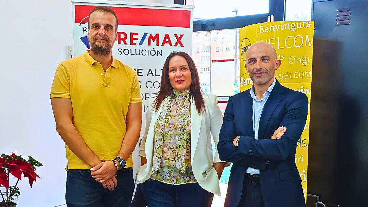 Alberto Alarcón, Cristina Haro y José Luis Jiménez, artífices de la firma.