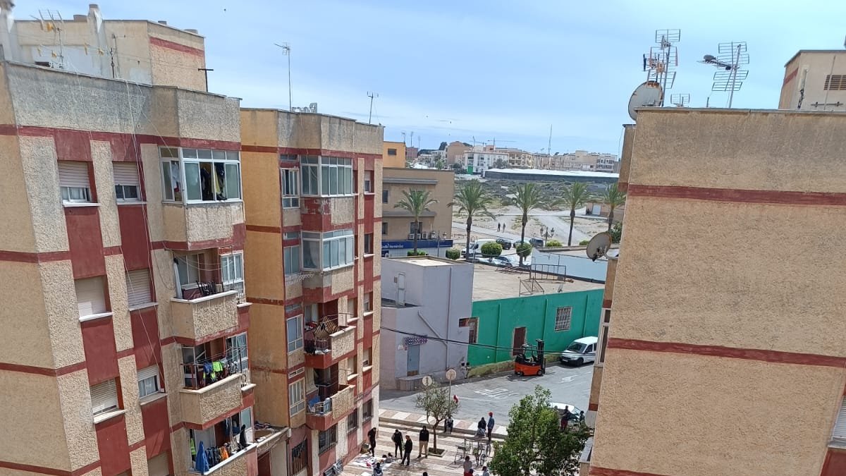 Imagen del mercadillo que se instala en una de las zonas de las 200 viviendas.