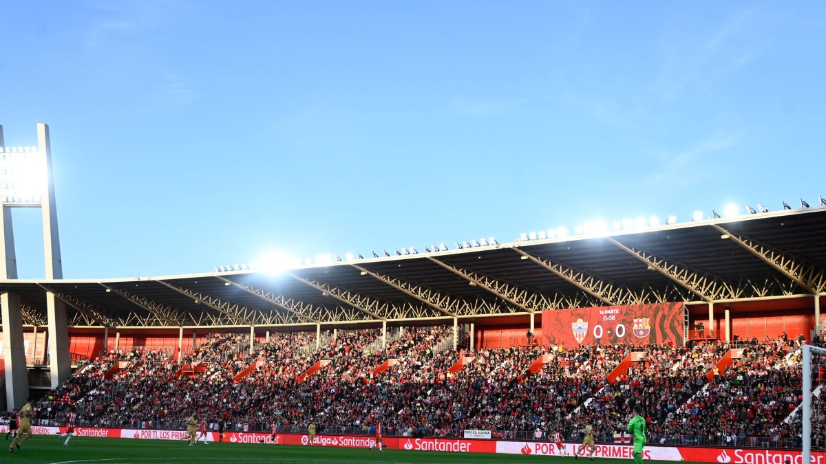 El Estadio de los Juegos Mediterráneos se llenará para ver el Almería-Barça.