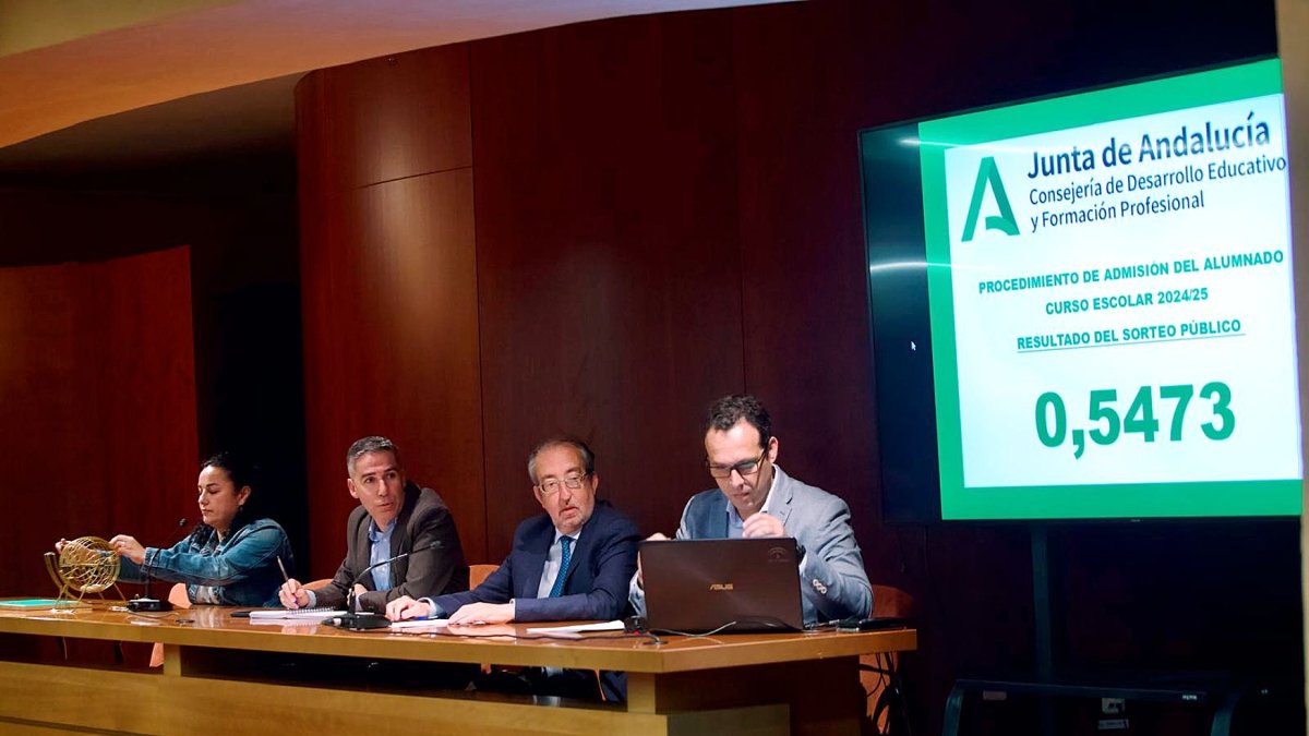 Sorteo en la sede de la Consejería.