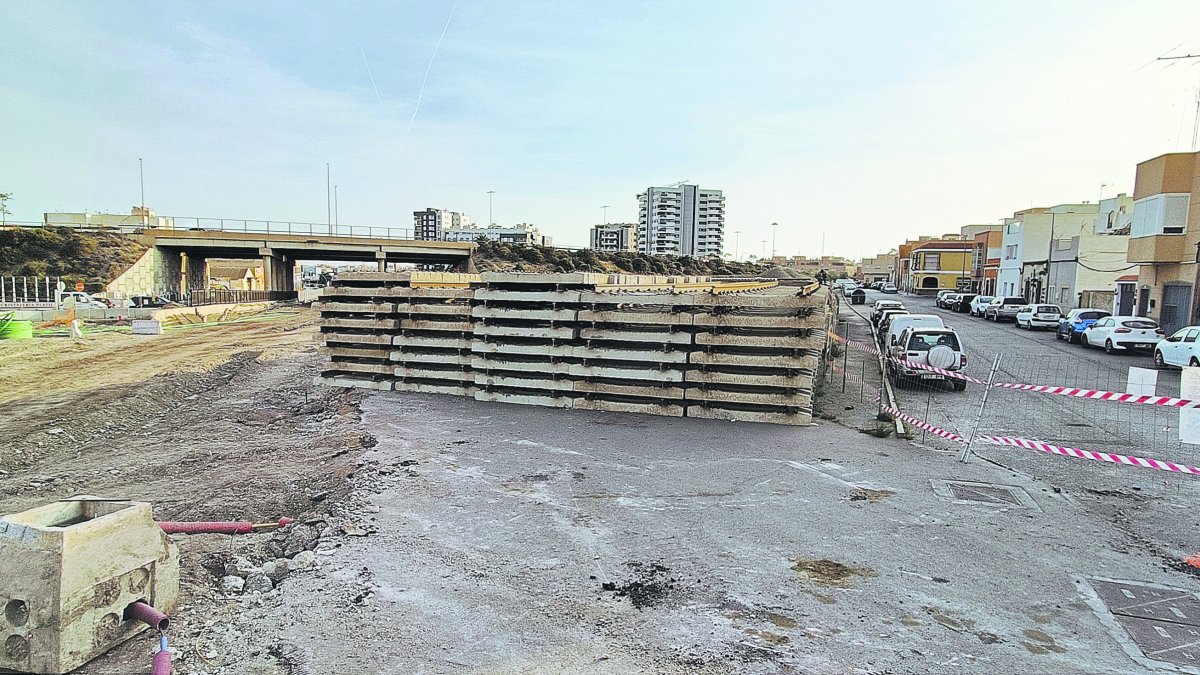 Obras del AVE en la explanada que se utilizaba como recinto ferial.