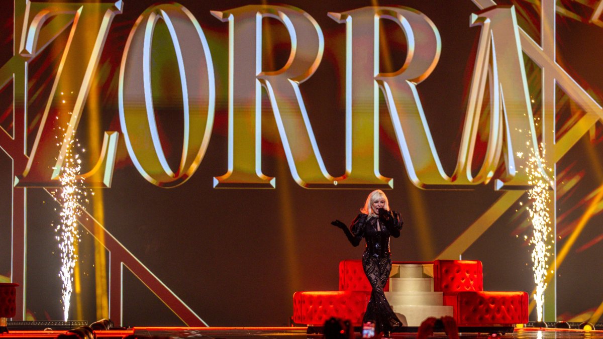 Actuación de Nebulossa en el Festival de Eurovisión.