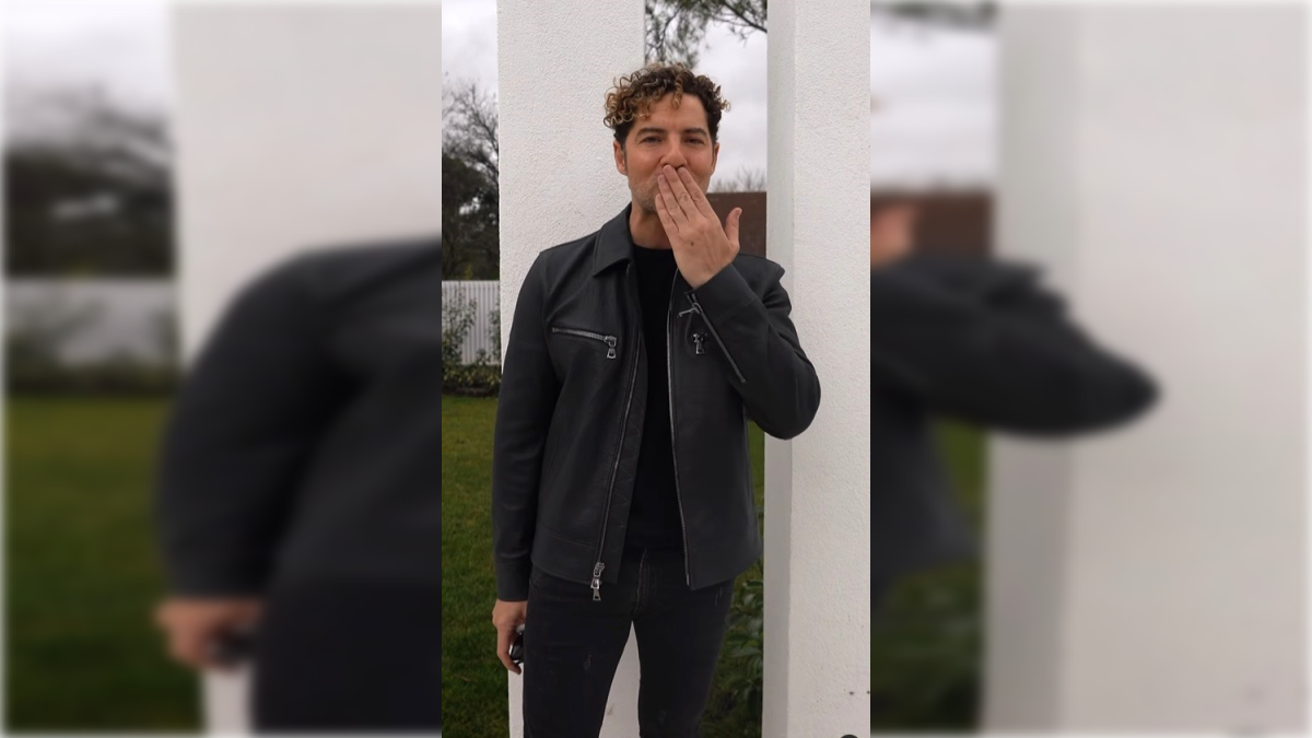 David Bisbal en el emotivo mensaje de felicitación a la Policía Nacional.