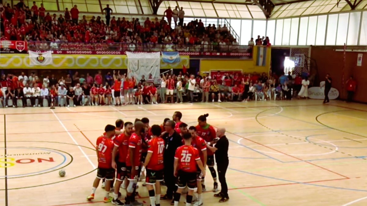 El conjunto ejidense en el Pabellón dónde se celebró la fase de ascenso.