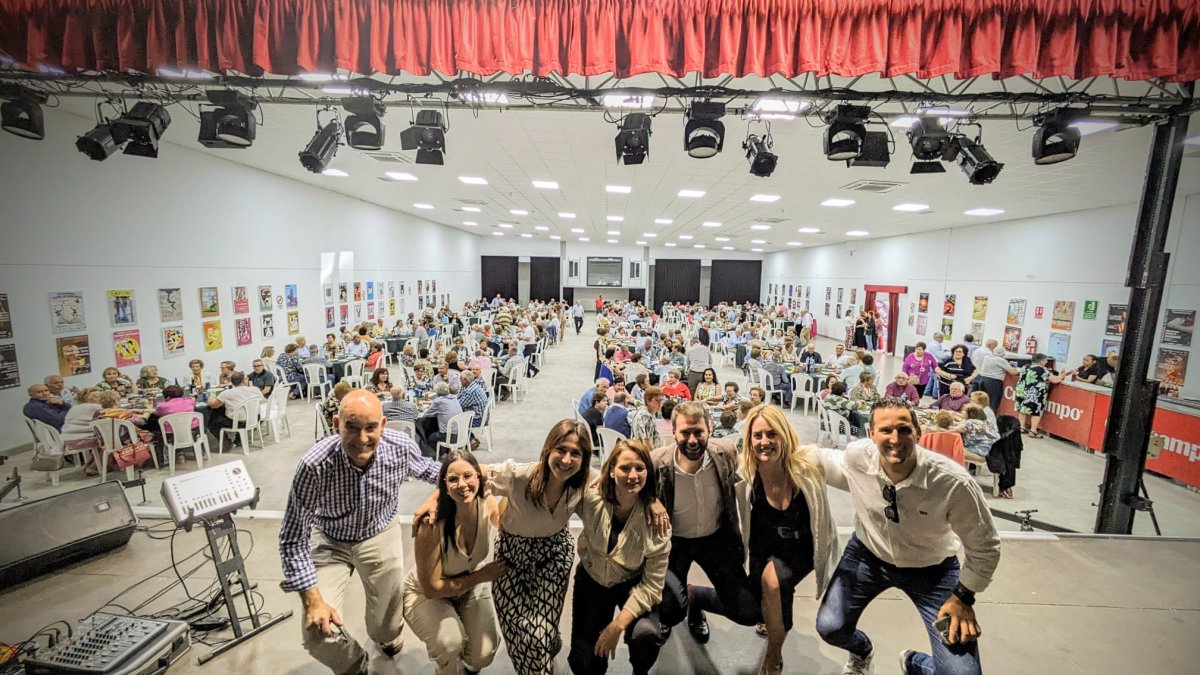 El Delegado Francisco Bellido no quiso faltar al encuentro de mayores.