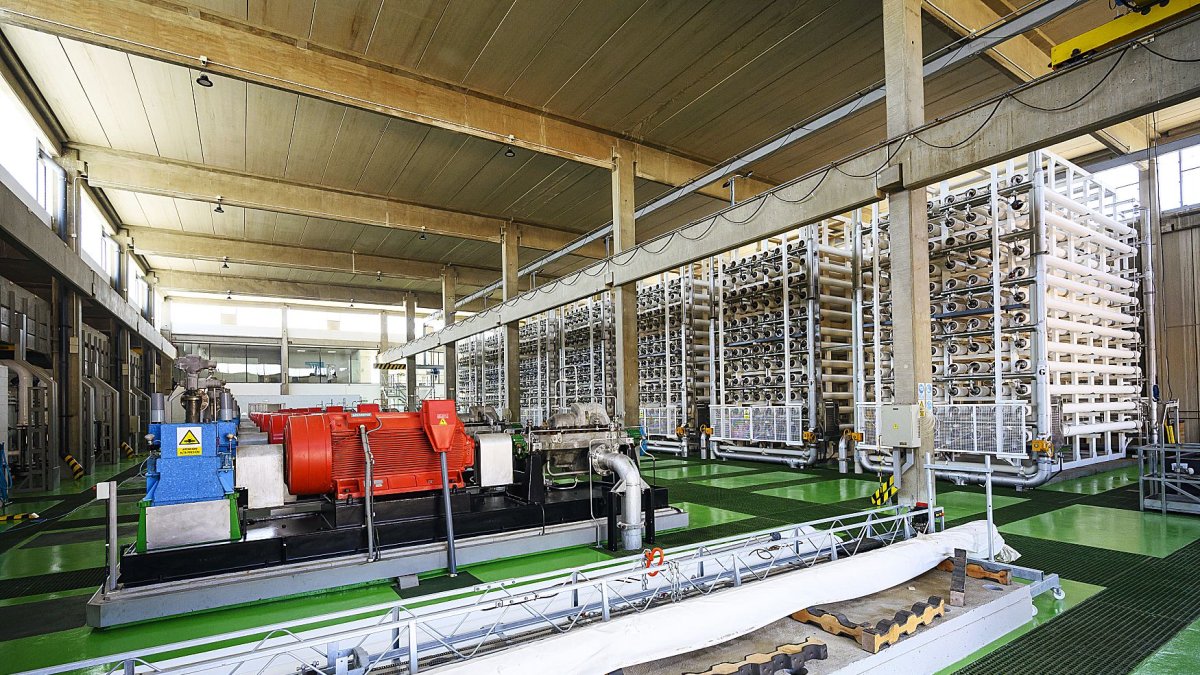 Interior de la desaladora de Almería