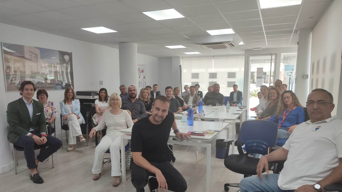 Alberto Alarcón en el acto de presentación.