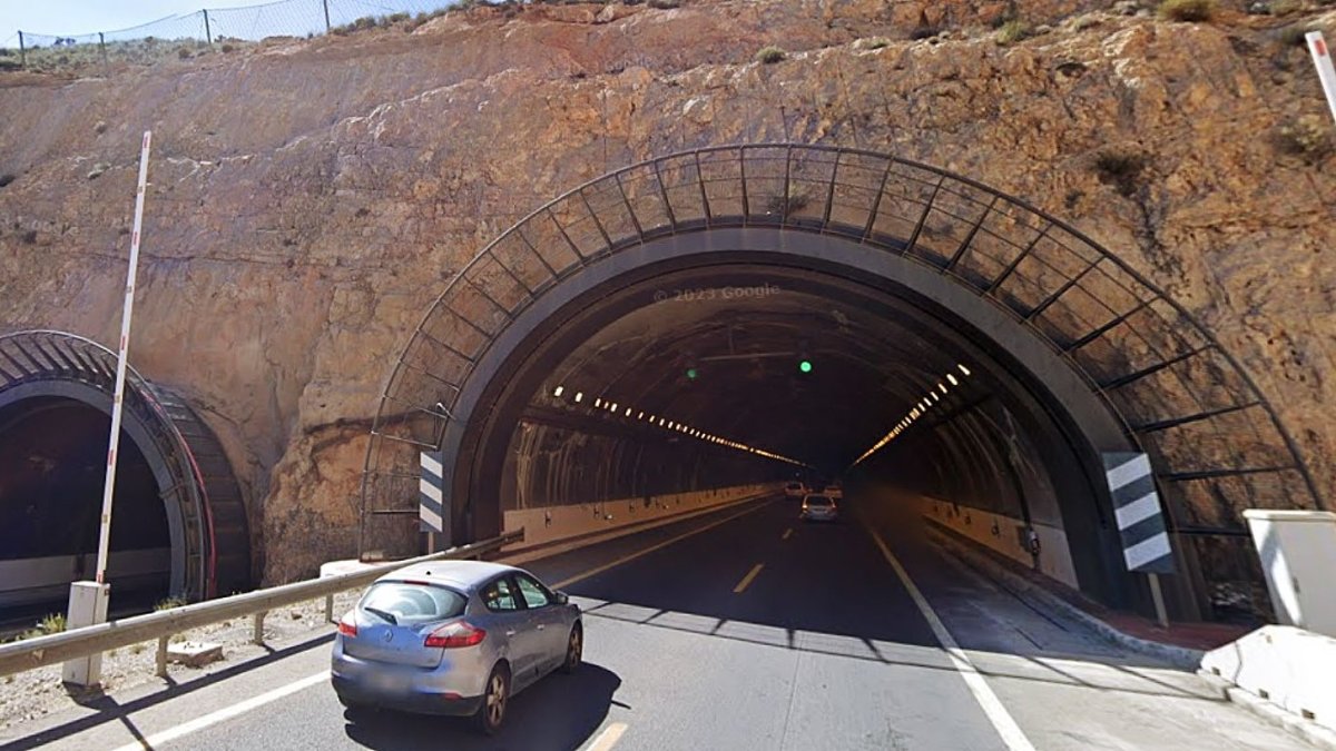 Imagen del túnel de Aguadulce.