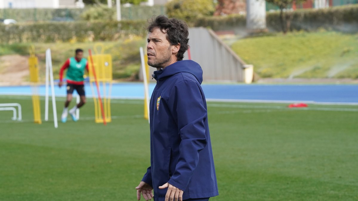 Es el único objetivo del presidente. El ministro quiere a Rubi liderando el proyecto deportivo en Segunda División.