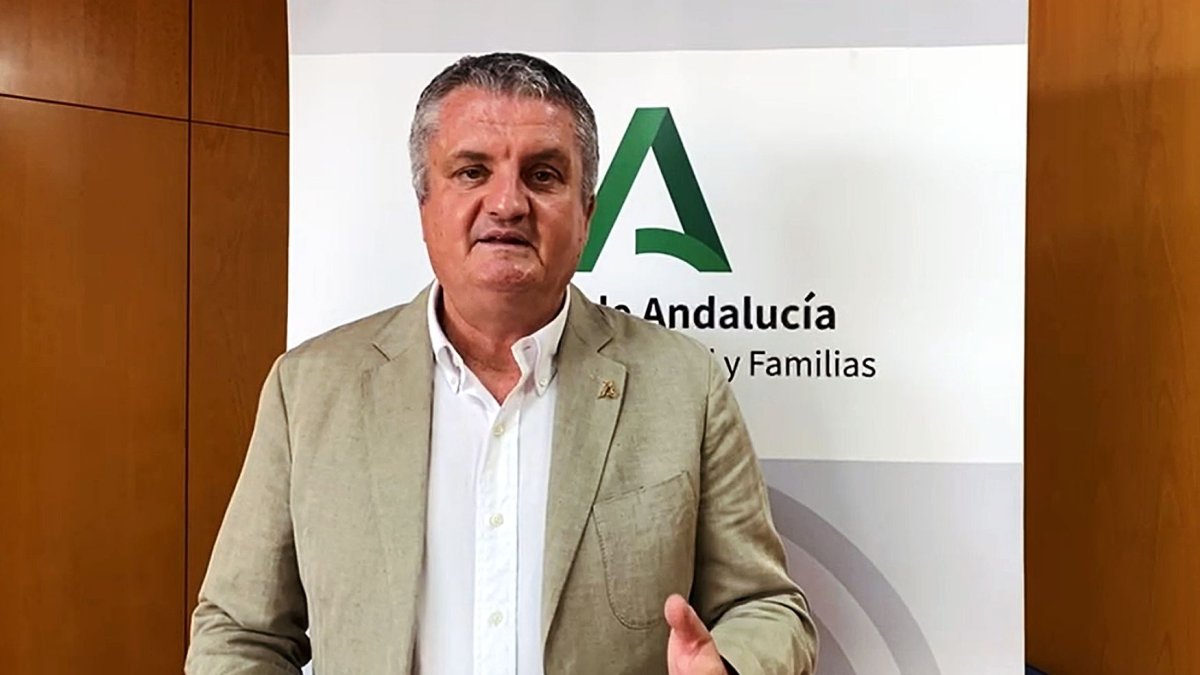 Delegado de Salud y Consumo, Juan de la Cruz Belmonte.