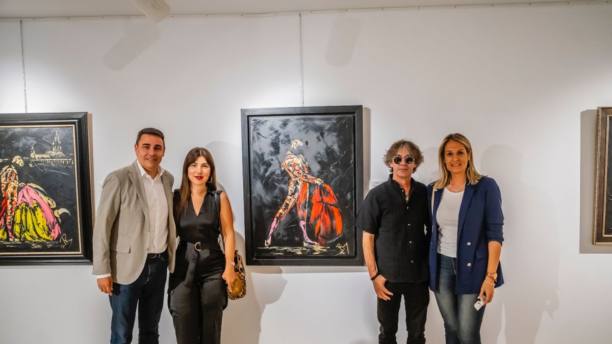 El acto de inauguración de la exposición.